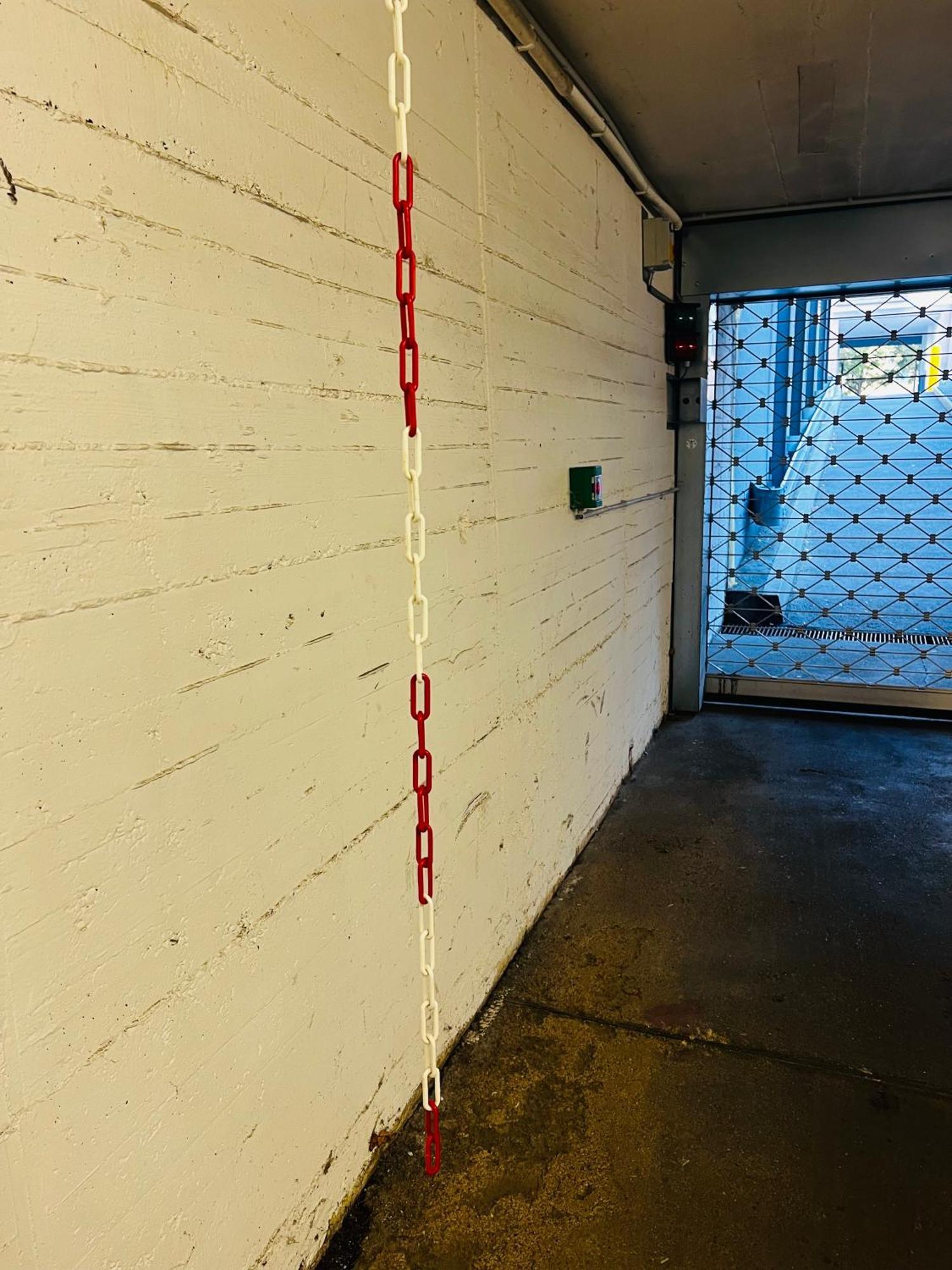 Ladenwohnung In Kreuzberg Mit Parkplatz In Einer Tiefgarage Berlin Luaran gambar